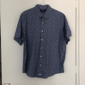 Vineyard Vines SS Geo Button Down
